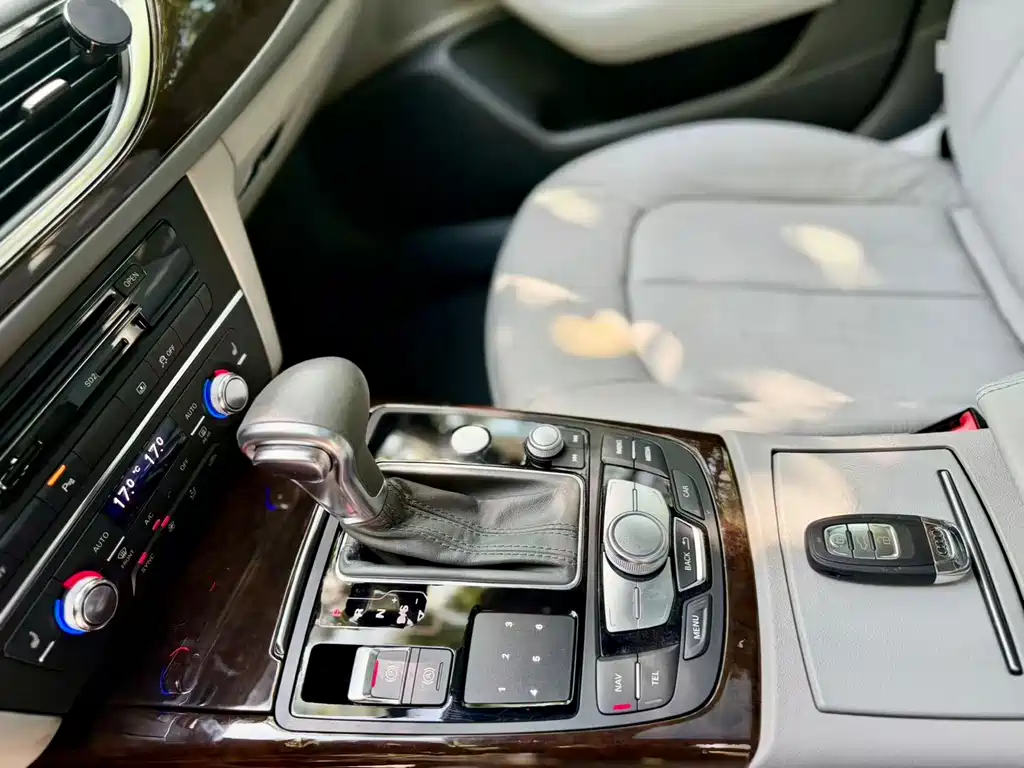 Audi A6L 2014