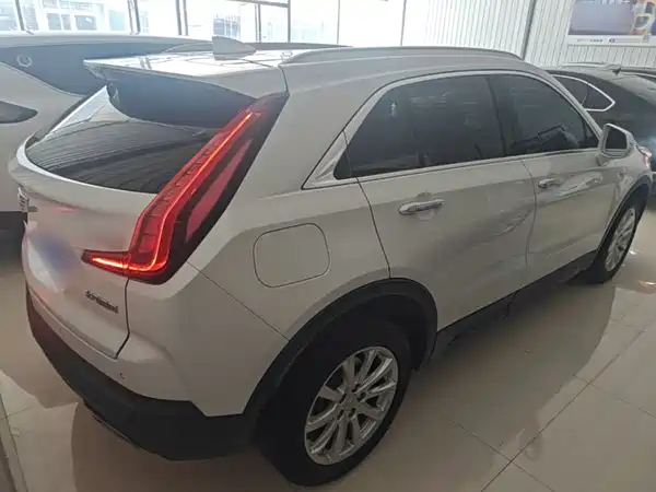 Cadillac XT4 2023