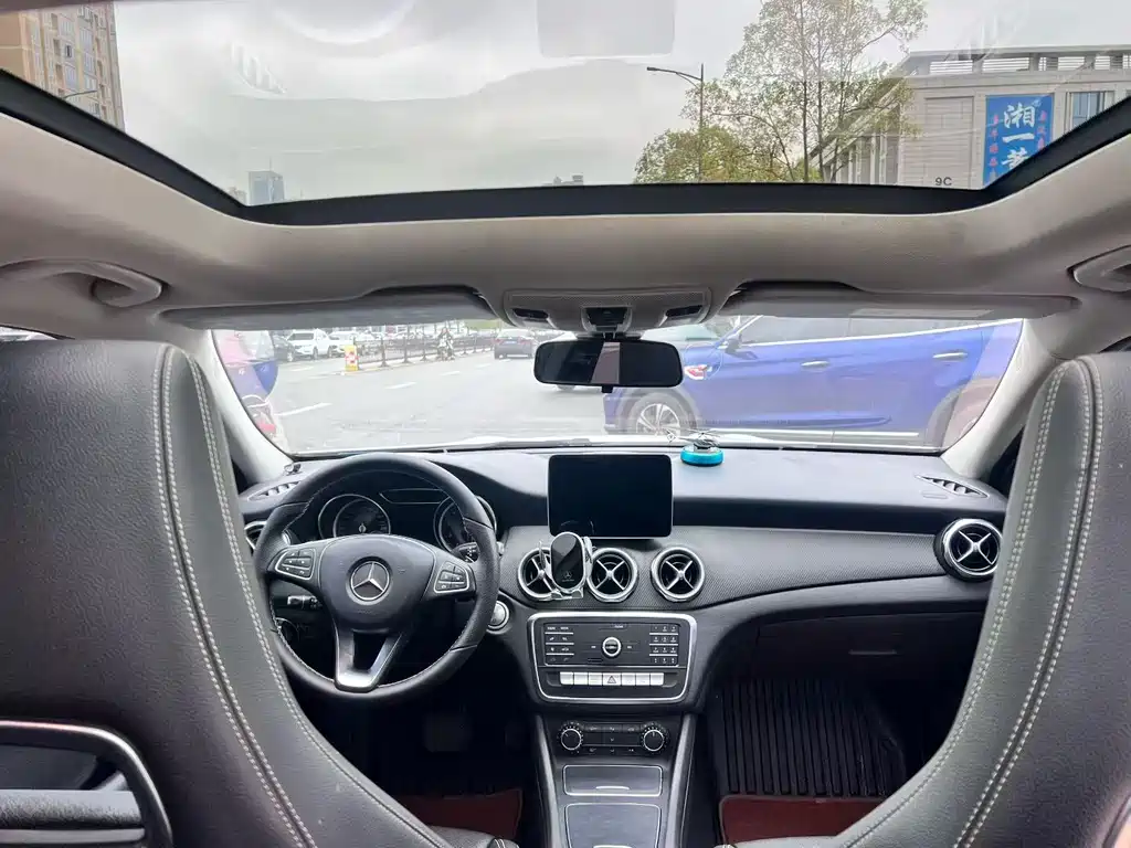 Mercedes-Benz GLA 2018