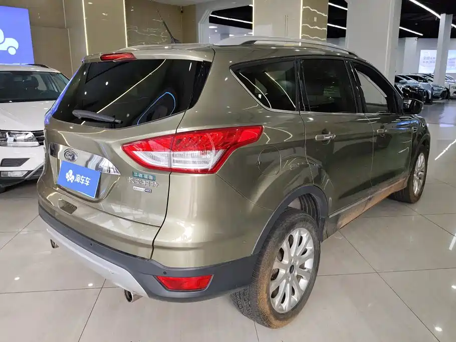Ford Kuga 2014 — фото 3