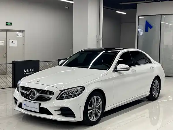 Mercedes-Benz C-Class 2021