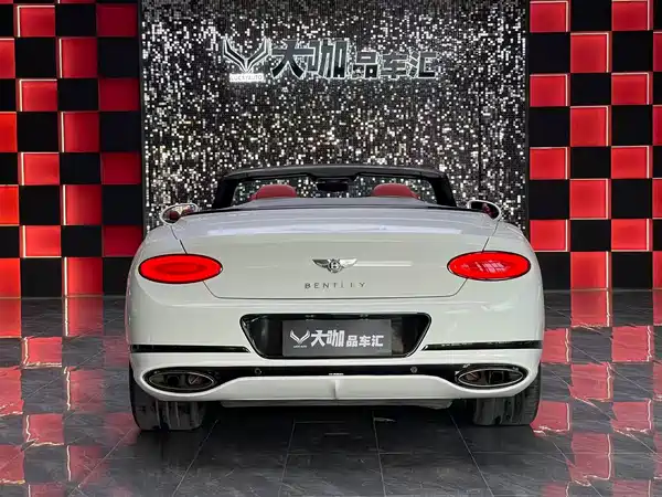 Bentley Continental 2023