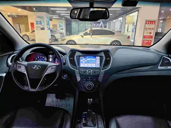 Hyundai Santa Fe 2015