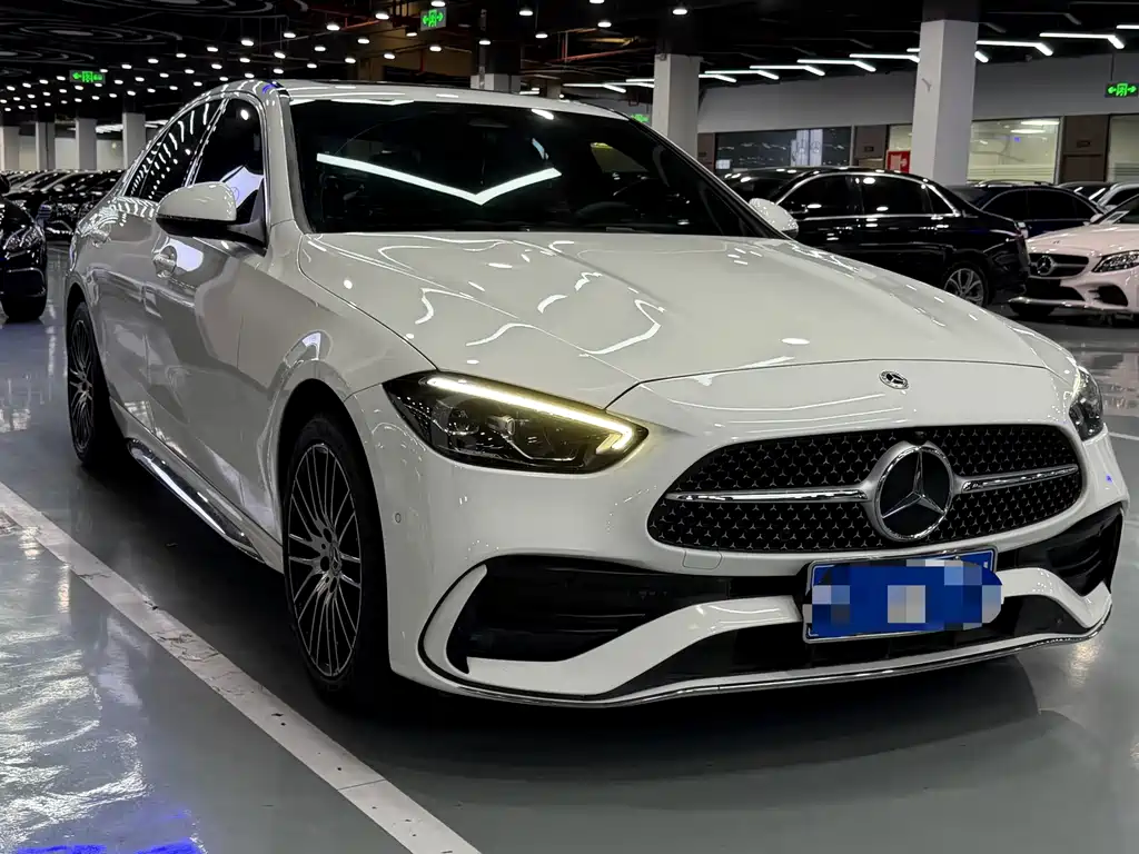 Mercedes-Benz C-Class 2022