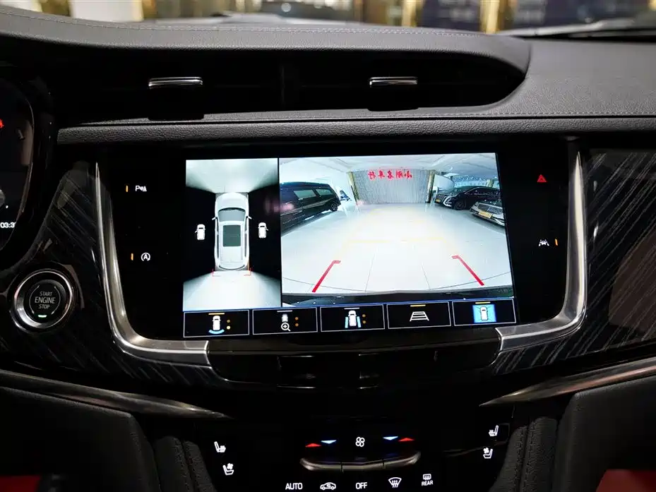 Cadillac XT6 2025 — фото 16