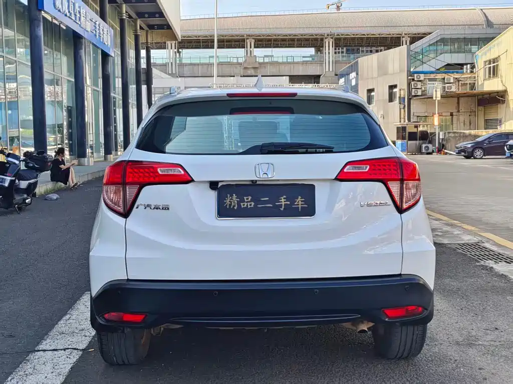 Honda Vezel 2017 — фото 8