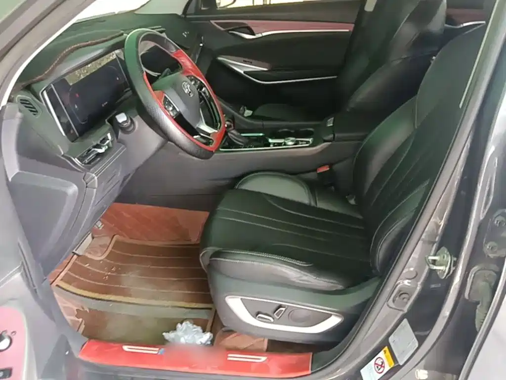 Changan CS75PLUS 2020 — фото 11