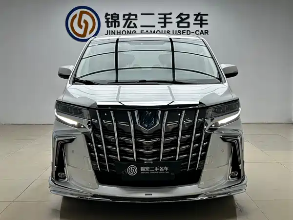 Toyota Alphard 2015