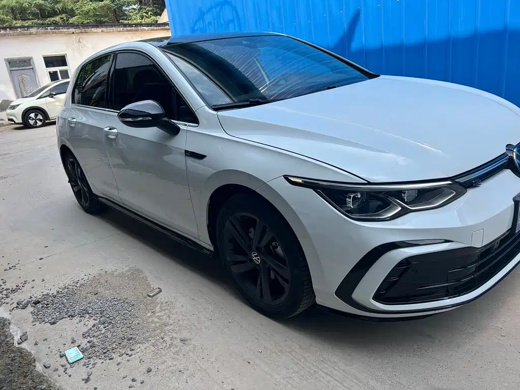 Volkswagen Golf 2022