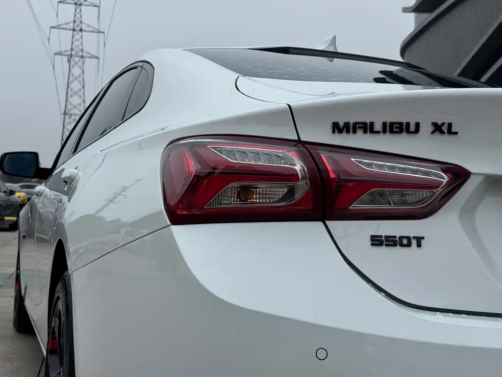 Chevrolet Malibu XL 2022 — фото 29