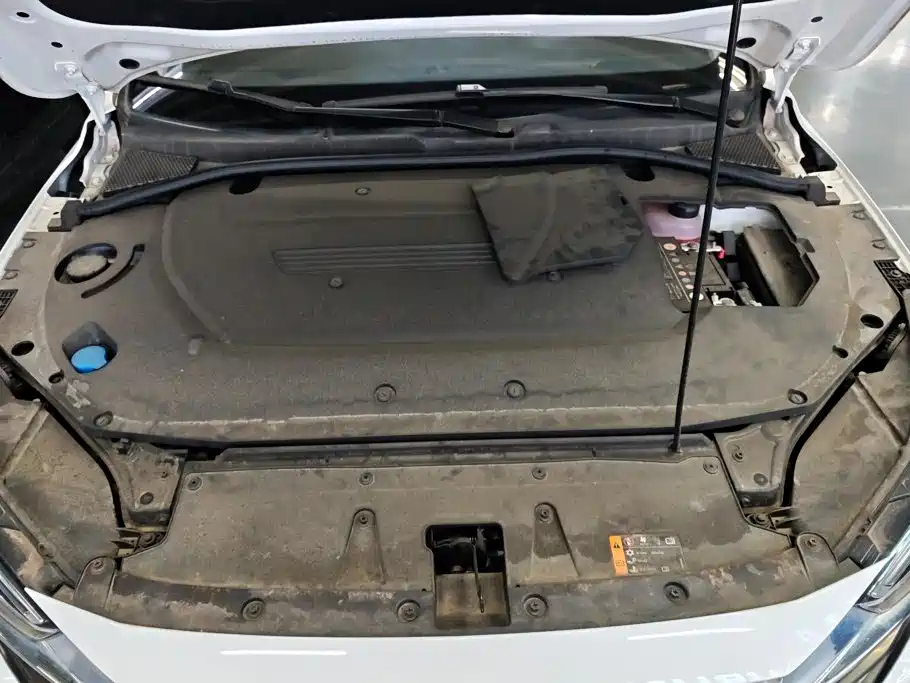 Roewe i6 MAX New Energy 2026 — фото 10