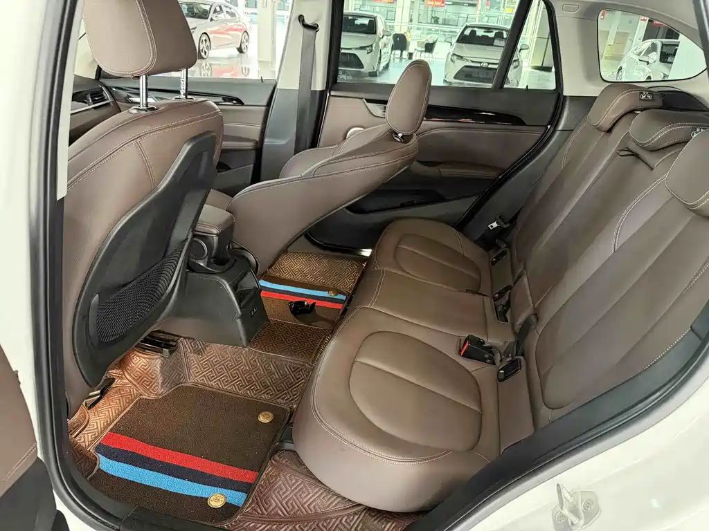 BMW X1 2022 — фото 15