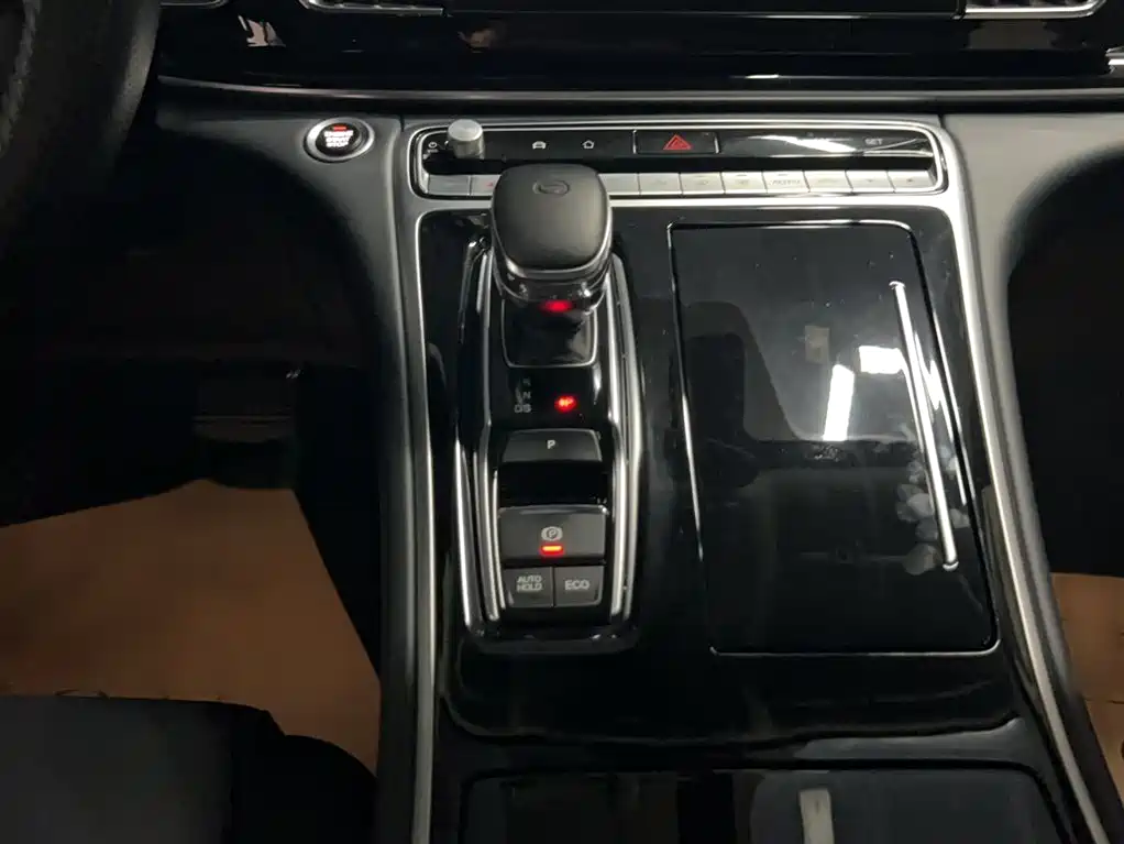 GAC Motor Trumpchi M8 2023 — фото 10
