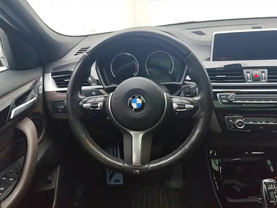 BMW X2 2020 — фото 15