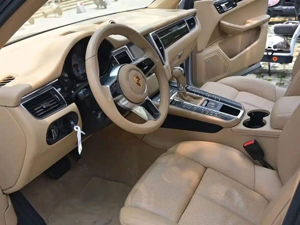 Porsche Macan 2015 — фото 8