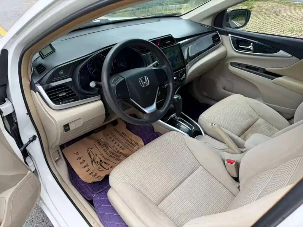Honda Crider 2014