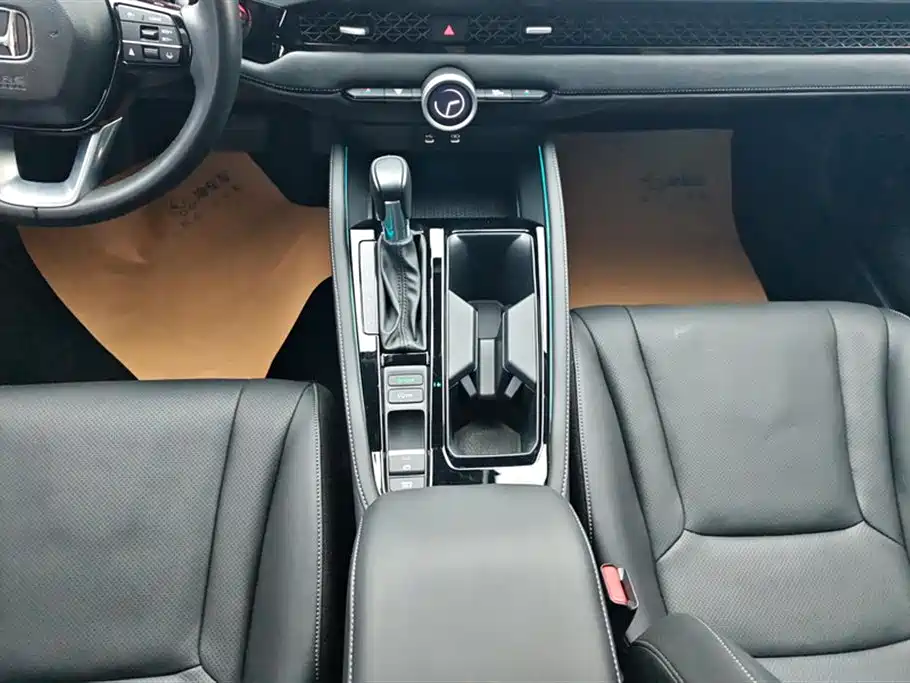Honda Accord 2023 — фото 15