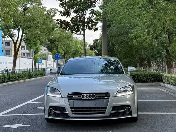 Audi TT 2012