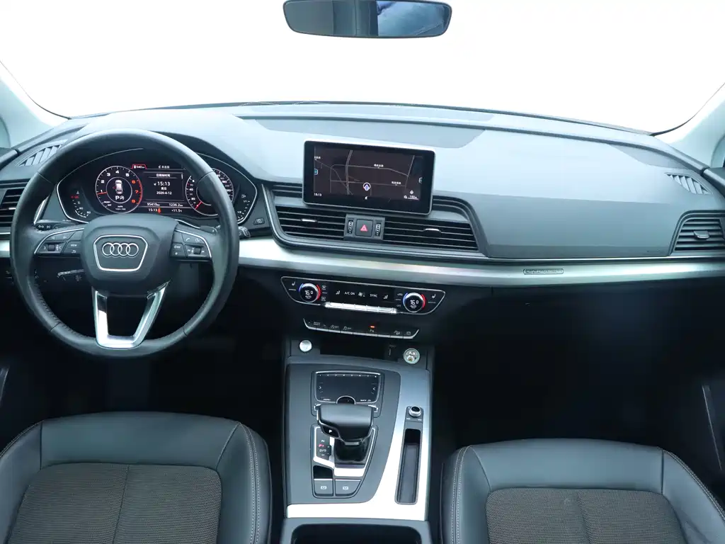 Audi Q5L 2019 — фото 15