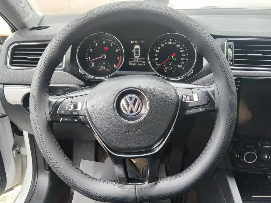 Volkswagen Sagitar 2019 — фото 15