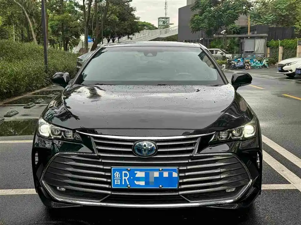 Toyota Avalon 2021