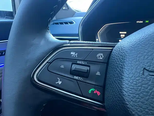 Geely Xingrui 2021