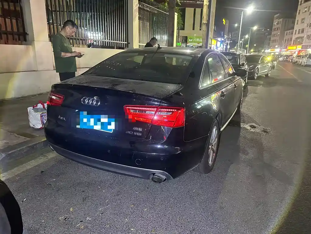 Audi A6L 2015 — фото 2