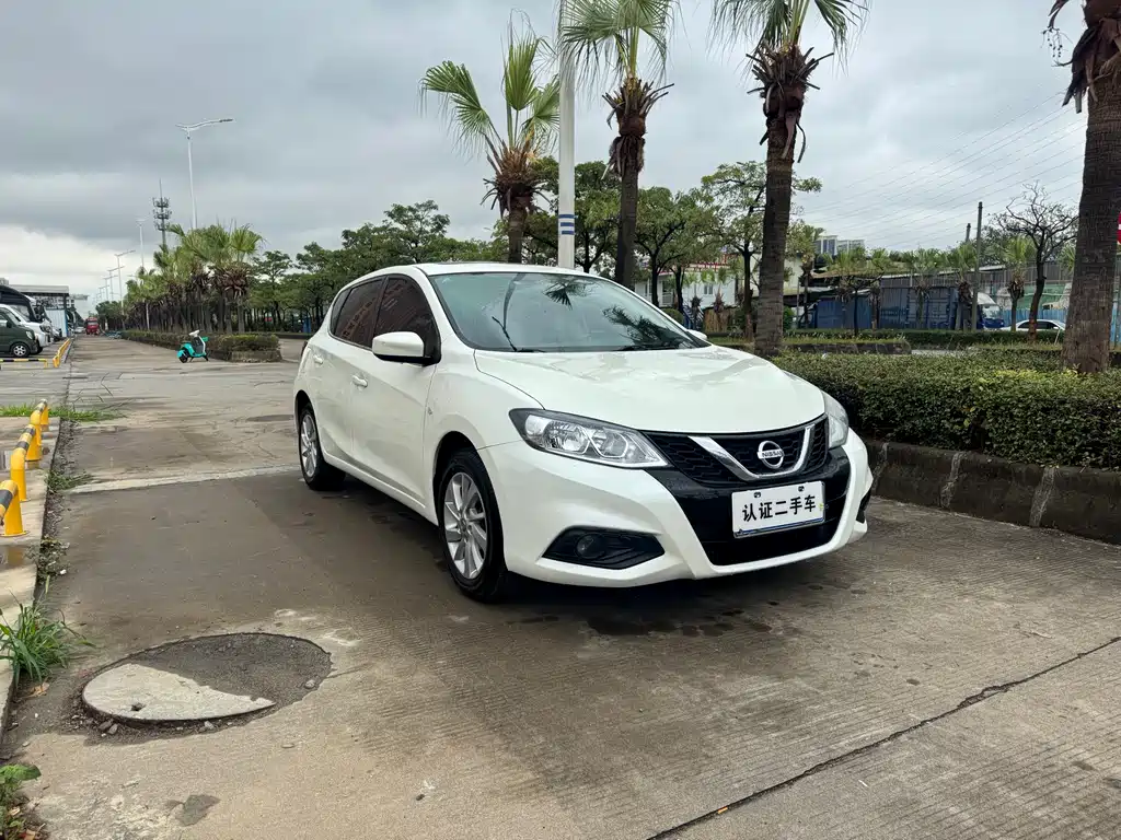 Nissan Tiida 2017 — фото 3