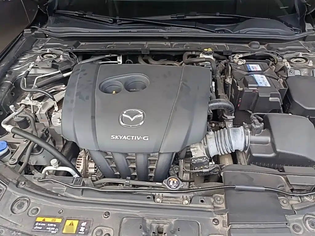 Mazda 3 Axela 2023 — фото 20