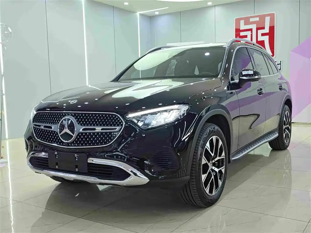 Mercedes-Benz GLC 2023 — фото 1