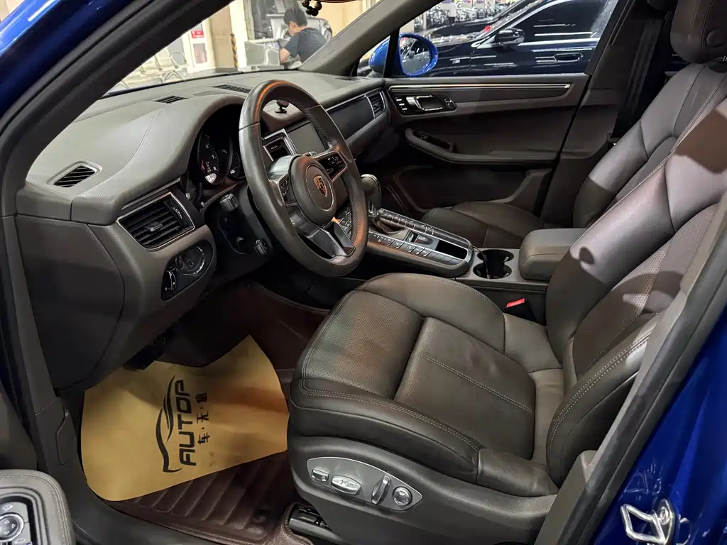Porsche Macan 2016