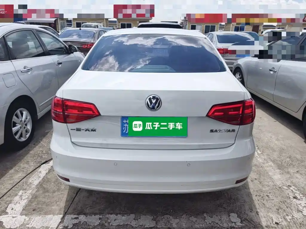 Volkswagen Sagitar 2017