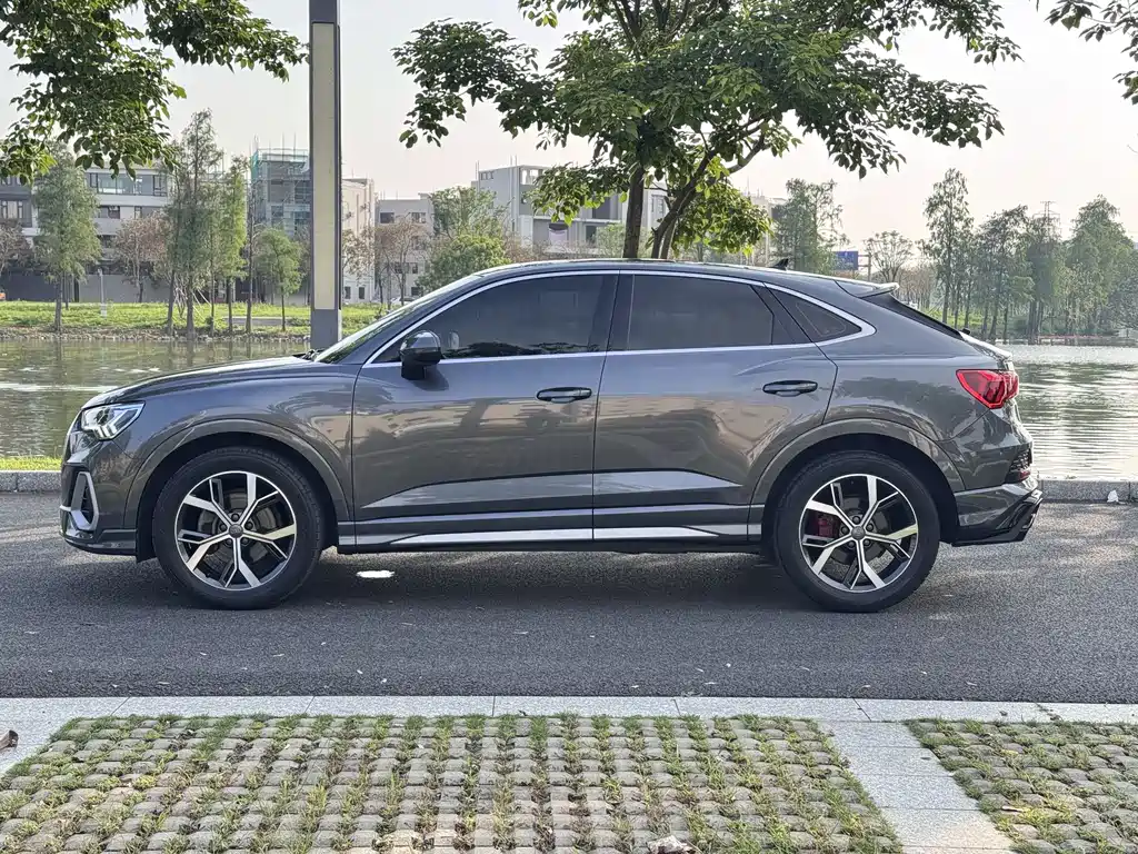 Audi Q3 Sportback 2021
