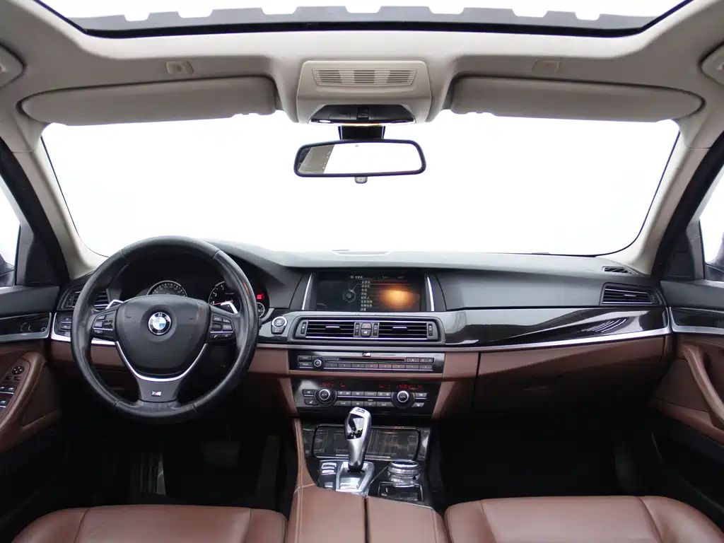 BMW 5 Series 2014 — фото 3