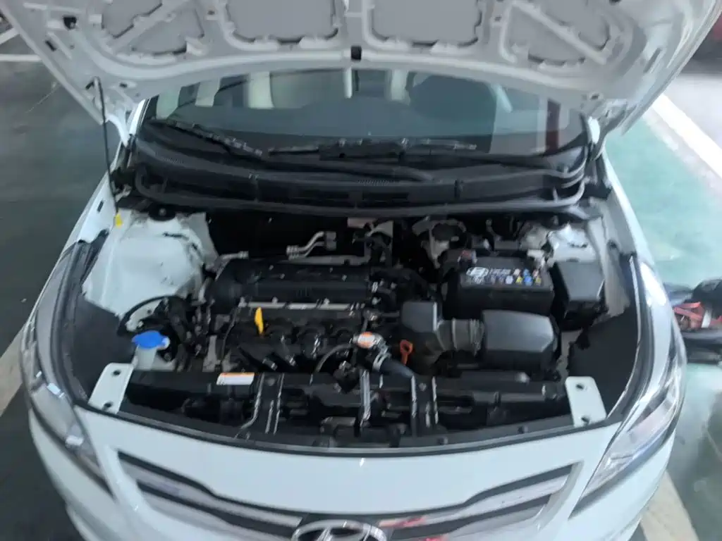 Hyundai Verna 2016 — фото 20