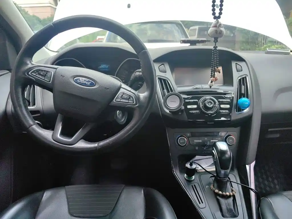 Ford Focus 2016 — фото 6
