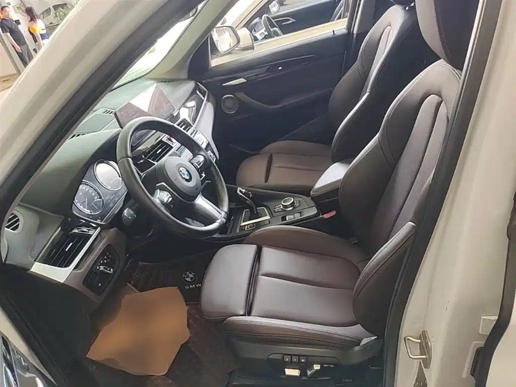 BMW X1 2021 — фото 15