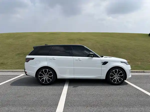 Land Rover Range Rover Sport 2021