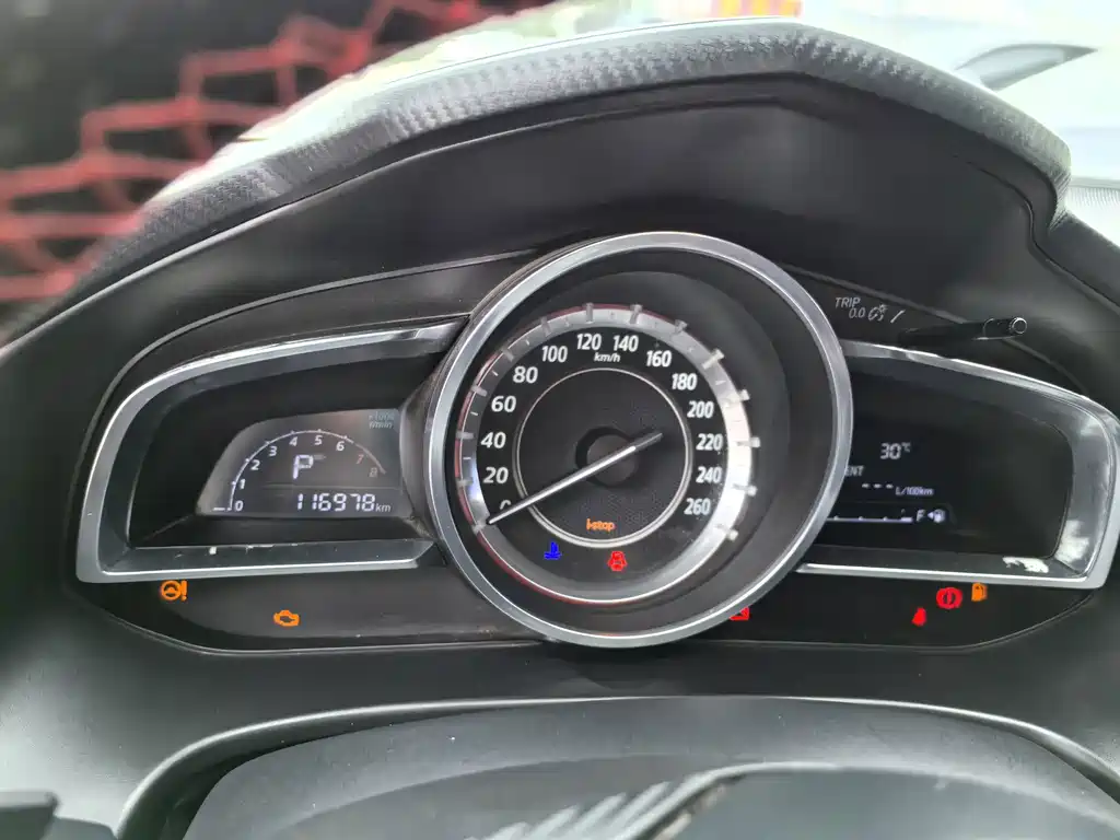 Mazda 3 Axela 2016 — фото 10