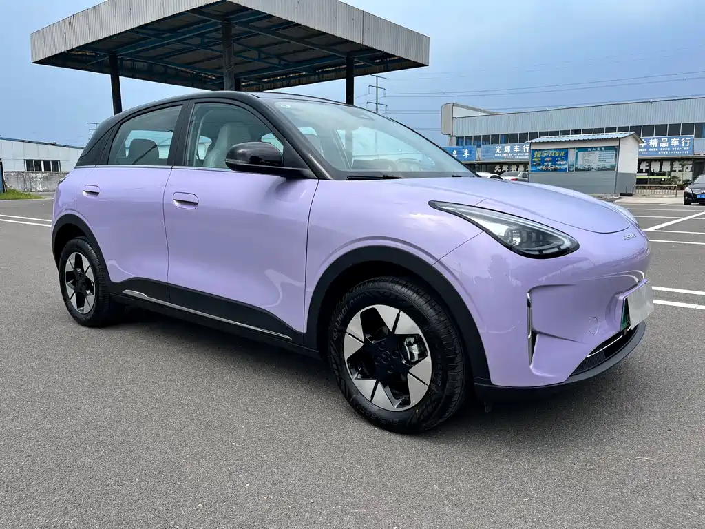 Geely Galaxy Starwish 2025 — фото 3