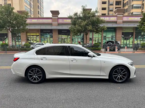 BMW 3 Series 2020