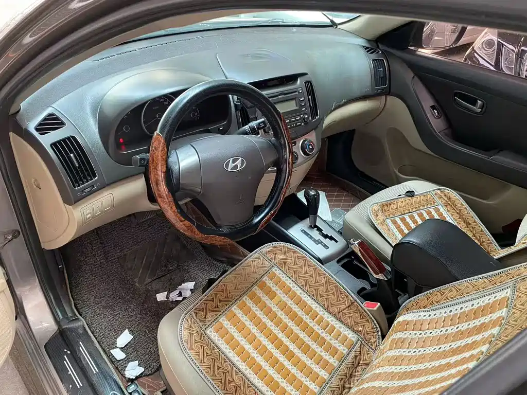 Hyundai Elantra 2014