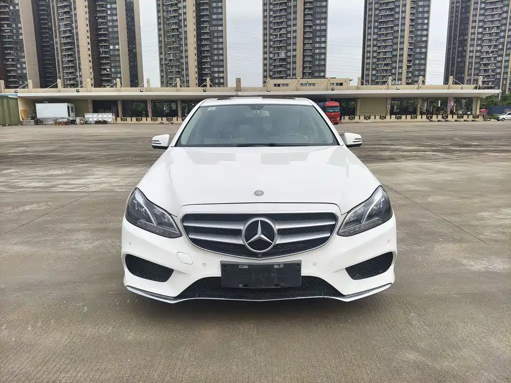 Mercedes-Benz E-Class 2015 — фото 2