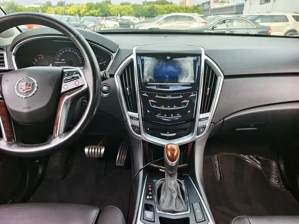 Cadillac SRX 2013 — фото 13
