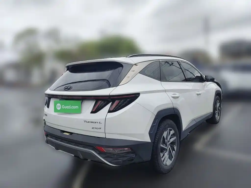 Hyundai Tucson 2023 — фото 4