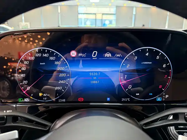 Mercedes-Benz E-Class 2025