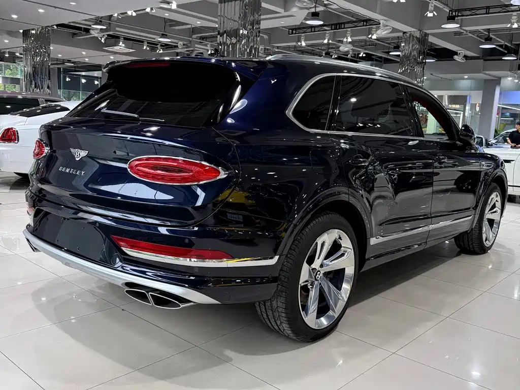 Bentley Bentayga 2023