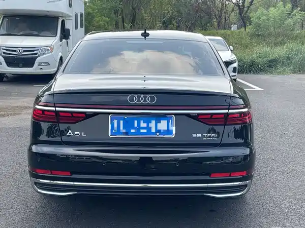 Audi A8 2024