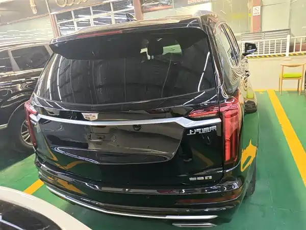 Cadillac XT6 2021