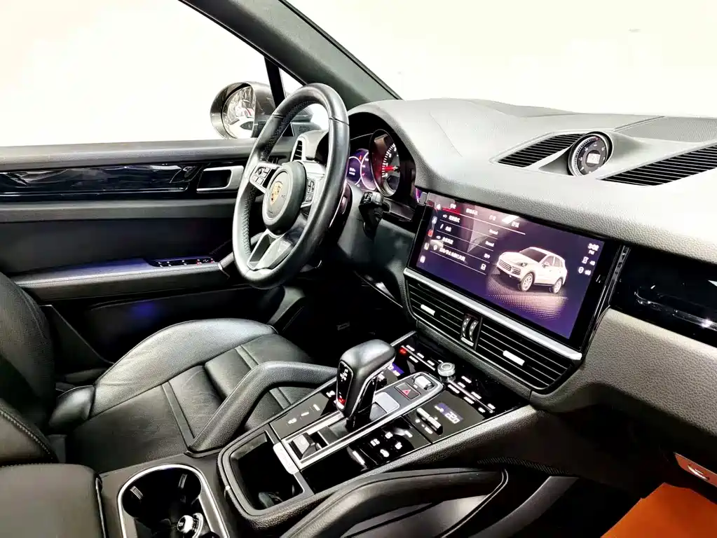 Porsche Cayenne 2022 — фото 11